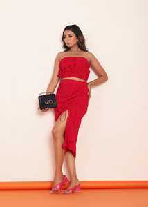 Ensemble coordonné pour femme : Haut tube rouge avec jupe à cordon de serrage – Tenue d'été élégante pour soirée, coupe confortable, style décontracté et tendance - Product Image 6