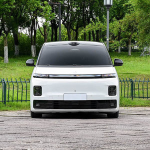 Nouvelles voitures électriques LEAPMOTOR D99 EREV, LEAPORD D99 MPV LHD, SUV/MPV électrique de luxe, véhicules de luxe à vendre. Acompte. - Product Image 2