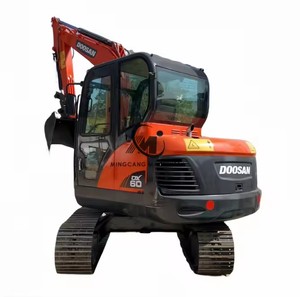 Excavadora Doosan DX60 de 5.7 Toneladas, con Cucharón Hidráulico de Excavación de 0.21m³ de Capacidad y Componente Central del Motor - Product Image 2