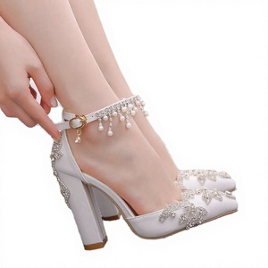 Chaussures de Mariage Blanches à Bout Pointu pour Femme avec Cristaux, Talon Carré de 10,5 cm, Super Hauts Talons, Chaussures de Mariée à Boucle Droite - Product Image 2
