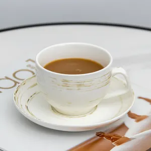 Groothandel Unieke Nieuwigheid Wit Porselein Keramische Type Espresso Kopjes En Schotel Set