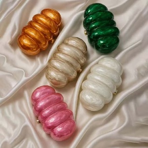 Borse a tracolla 2026 a forma di nuvola, pochette in acrilico, borse a tracolla effetto marmo, borse da sera uniche da <span class=keywords><strong>donna</strong></span>, borse a tracolla con catena, borse a mano effetto marmo - Product Image 2