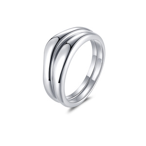 Anillo de Plata de Ley S925 con Doble Banda Trenzada y Moissanita, Anillo Sencillo Minimalista de Lujo, Apilable, Versátil para Uso Diario, Anillo para el Dedo Índice - Product Image 1