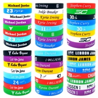 Bracelets de basket-ball personnalisés en gros avec logo, cadeaux promotionnels en silicone pour événements sportifs de groupe