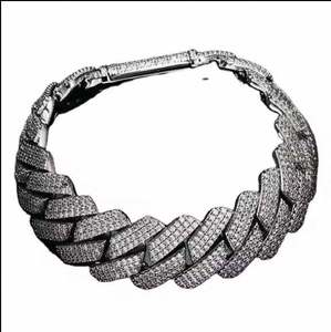 925 Sterling Silver Cuban Link Bracelet With Lab Grown Moissanite Diamond Bright Finish Minimal Style Jewelry - Product Image 3