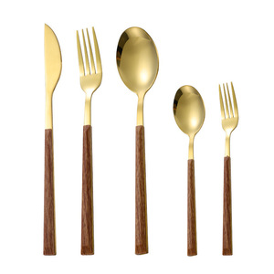 Juego de Cubiertos de Acero Inoxidable con Mango de Madera Coreano, Cuchillo, Tenedor, Cuchara, Cuchara para Café, Pinza, Pulido Espejo, Apto para Lavavajillas - Product Image 4