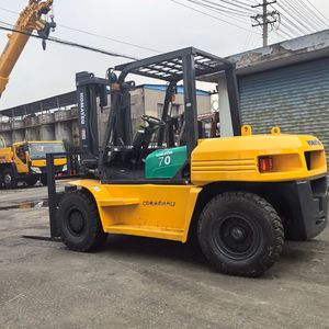 Montacargas Komatsu Usado de Última Generación en Venta, Modelo FD70-6 de 7 Toneladas, Fácil de Operar, Acción Flexible - Product Image 2