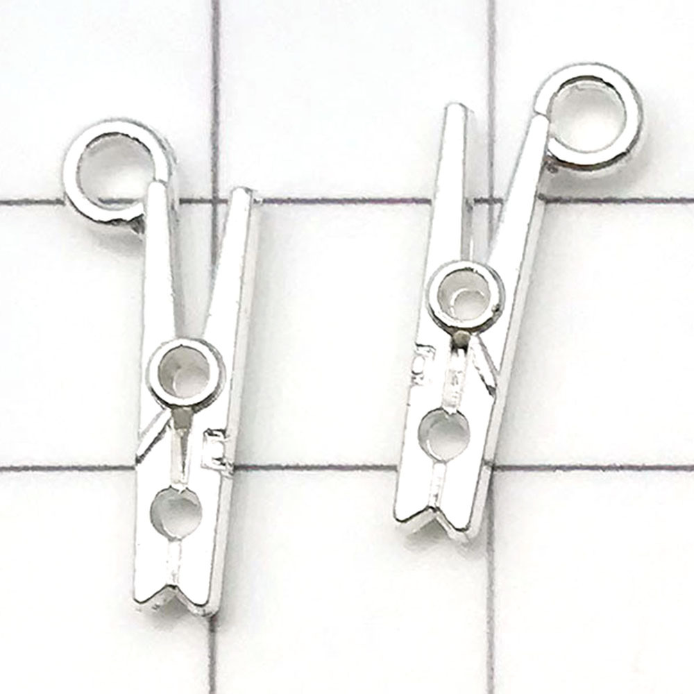 Un clip argent brillant - 0,5g - 7*18mm - 20218