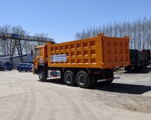 Camion à benne basculante Howo TX 6x4 avec moteur Weichai de 380 chevaux pour une conduite confortable - Product Image 3