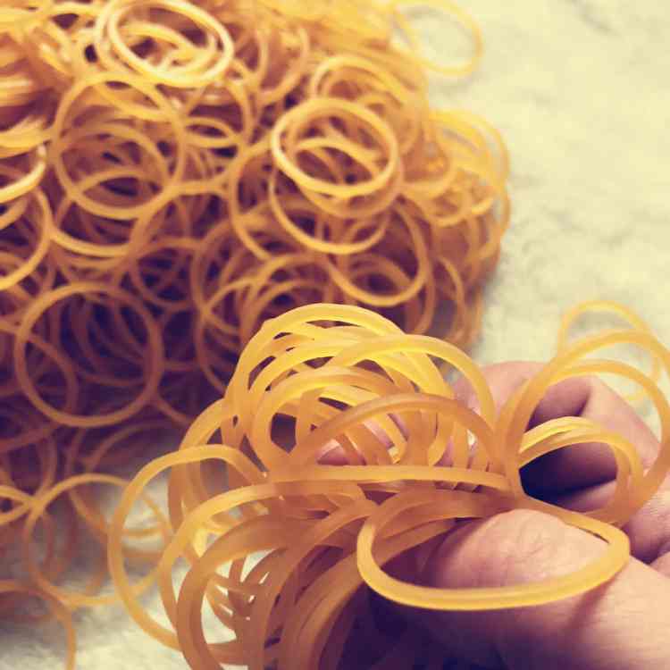 Самая дешевая резинка для рыбалки 2019