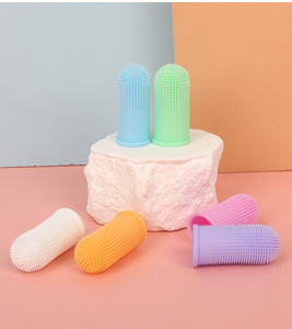 Brosse à dents de luxe en silicone pour animaux de compagnie, brosse à dents souple 360° pour le nettoyage buccal des chiens, en stock - Product Image 4