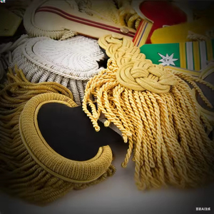 Épaulettes personnalisées de haute qualité avec logos, badges 3D, accessoires d'uniforme de sécurité formel, épaulettes de pilote - Product Image 6