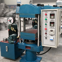 Machine de vulcanisation plate automatique en caoutchouc de latex liquide de tension presse de vulcanisation de plaque de produits en caoutchouc