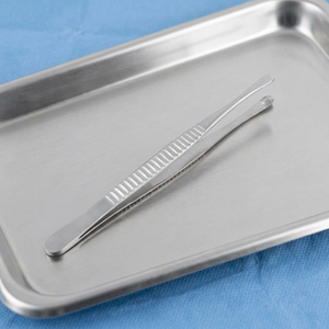 Pinzas Quirúrgicas Dentadas de Acero Inoxidable para Disección, Pinzas de Tejido Quirúrgico de Precisión, Modelo GS-DF-0010 - Product Image 2