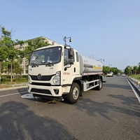 Camion arroseur 4x2 en état neuf, moteur Yuchai 200HP, camion arroseur d'eau pour les rues