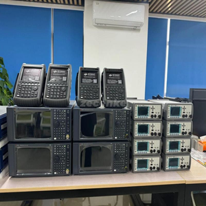 Keysight N5244B PNA-X Mikrowellen-Netzwerkanalysator 10 MHz bis 43,5 GHz 2 und 4 Anschlüsse Eine oder Zwei Quellen *Preis auf Anfrage* - Product Image 1