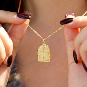 Collana con Ciondolo Croce Porta del Cielo Placcata Oro, Design Unico, Ciondolo Porta Sacra Cava e Apribile - Product Image 5