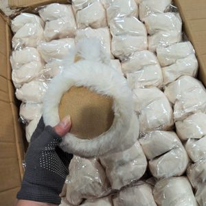 F3242 पुरुषों महिलाओं नरम आरामदायक आरामदायक आउटडोर ऊन कान मफ गर्म नकली फर फ्लुफी फोल्डेबल विंडप्रूफ गर्म सर्दियों इयरमफ - Product Image 6