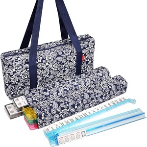 Jeu de Mahjong de Luxe Portable Moderne, 4 Pièces, Tuiles en Mélamine avec Indicateur de Vent, Dés, Jetons de Blackjack et de Poker - Product Image 1