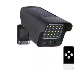 Cámara DE SEGURIDAD simulada alimentada por batería solar a prueba de agua IP65, reflectores activados por movimiento, luces de inundación con sensor de movimiento con control remoto - Product Image 1