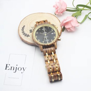 Montre chronographe pour homme en bois de zèbre naturel, cadran noir, fenêtre de date, bracelet en bois doré, montre-bracelet étanche, mode décontractée et écologique - Product Image 2