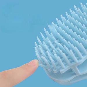 Nouveau design Brosse exfoliante en silicone pour le cuir chevelu, masseur capillaire, brosse à shampoing, utilisation humide et sèche, pour l'exfoliation du cuir chevelu - Product Image 4