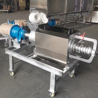 Presse à vis Ketang pour la ferme : Machine d'élevage avec pompe moteur pour une séparation solide-liquide haute productivité du fumier de porc, de volaille et de vache