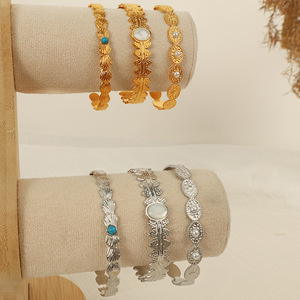 Fashion <b>Bangle</b> Zinc Alloy C Shape Open <b>Bracelet</b> With Pearl Inlay For Women Plant Design Jewelry Accessory - Product Image 2