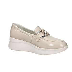Mocassins en cuir beige pour femme Cinzia Soft, chaussures plates - Product Image 5