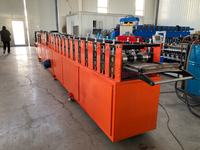 Machine de formage à rouleaux pour gouttière de pluie en forme carrée, entièrement automatique, pour tuyau de descente d'eau de pluie