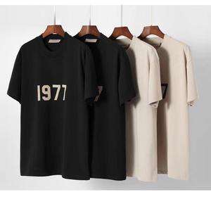 T-shirt et short Hip Hop Essentials 1977 à manches courtes, 100% coton, prix bas, mode streetwear pour hommes - Product Image 2