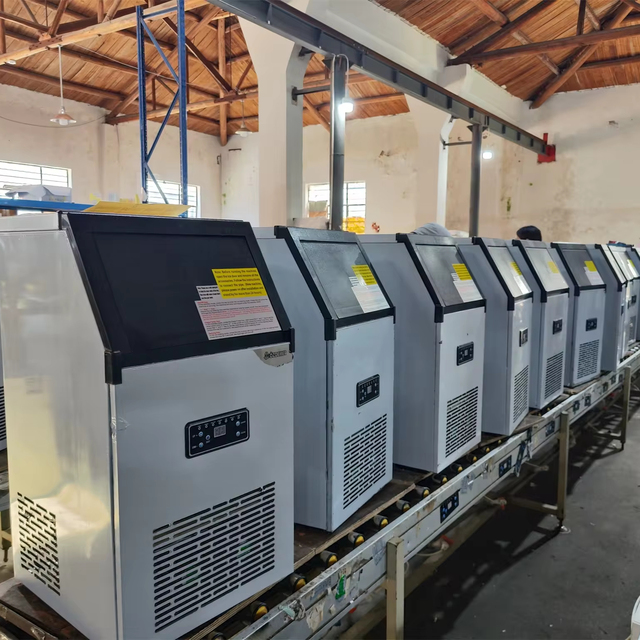 Popular 50kgs Commercial Use Electric Ice Machine Cubic Shape Ice Making Machine  Hotel Autofilling Professional Ice Machine