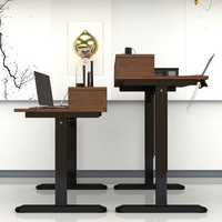 Bureau de jeu ergonomique moderne réglable en hauteur, bureau d'ordinateur durable avec étagère intégrée pour la maison ou le bureau