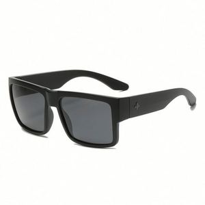 Gafas de Sol de Moda 2025 con su Logotipo |   Precios al por Mayor, Diseños Clásicos y Modernos |   MOQ Bajo para Eventos Corporativos - Product Image 1