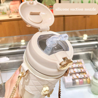 Bouteille d'eau thermique Kawaii forme de lapin double paroi en plastique l tasse à vide avec manchon en cuir PU