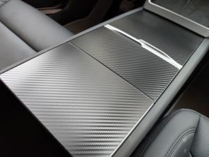 Oferta Especial: Adhesivo para Cubrir la Consola Central de Fibra de Carbono Real - Ajuste Personalizado para el Acabado Interior del Modelo Y - Product Image 3