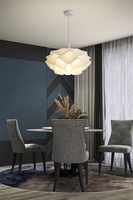 Lustre décoratif de fleur de boule de vague créative moderne pour la chambre à coucher de salle à manger