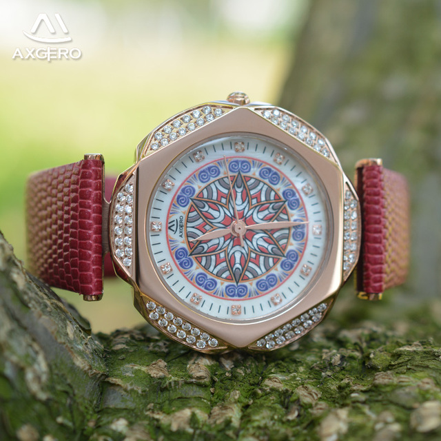 Luxury Ladies Elegant Leather Strap Black Green Luminous Skeleton Engraved Design Automatic Mechanical Watch