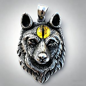 Yunnique – pendentif tête de loup en acier inoxydable, collier pour hommes avec yeux rouges, bijoux à la mode, cadeau - Product Image 2