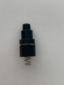 KAN-10 1NO 1A 36VDC ON-OFF 10.5mm Bouton poussoir avec micro-interrupteur à auto-bloquage, usine source chinoise - Product Image 3