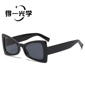 Cat Eye <b>Sunglasses</b> Black PC Frame UV400 Protection Unisex - Product Image 1