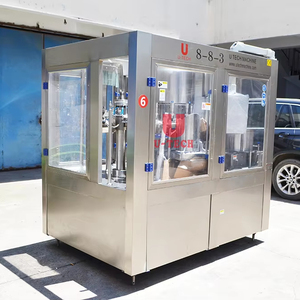Máquina automática de llenado de <span class=keywords><strong>agua</strong></span> potable <span class=keywords><strong>natural</strong></span> <span class=keywords><strong>embotellada</strong></span> en PET, pequeña escala, planta de llenado de botellas de preformas para mascotas de 500ml - Product Image 2