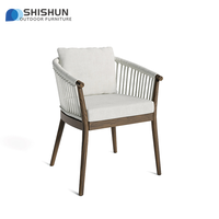 Ensemble de salle à manger moderne pour l'extérieur, table et chaises en teck tressé en corde, pour restaurant, villa, jardin et complexes hôteliers