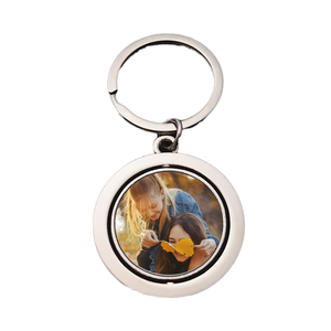 Porte-clés personnalisé en alliage de zinc léger, rotatif double face, avec photo numérique par sublimation - Product Image 1