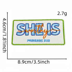 Patchs brodés thermocollants pour porte-clés, lettres de designer rondes et carrées à transfert thermique - Product Image 4