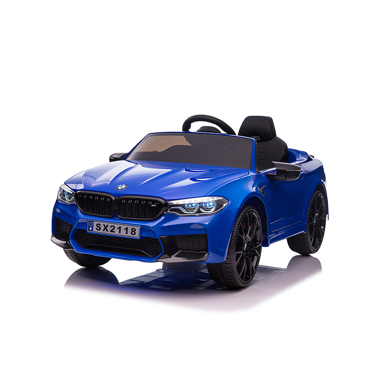 BMW キッズカー Amazon.com: RASTAR BMW Toy Car, 1:24 BMW Z4 Roadster Remote
