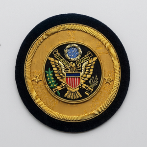 Écusson brodé fait main personnalisé USA pour blazer, chapeau, insigne pour uniforme, patchs de poche, badges scolaires - Product Image 1