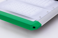 Lampadaire solaire LED tout-en-un 50W avec conception modulaire pour une installation et un transport faciles