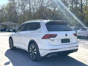 Elegante e Inteligente 2021 para <span class=keywords><strong>Tiguan</strong></span> L <span class=keywords><strong>R</strong></span>-<span class=keywords><strong>Line</strong></span> 2.0T Turbo FWD Interior Oscuro Equipado con Funciones para la Comodidad Urbana - Product Image 3