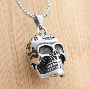 Collar de Acero Inoxidable con Colgante de Calavera para Hombre, Diseño Punk Retro, Joyería de Moda - Product Image 1